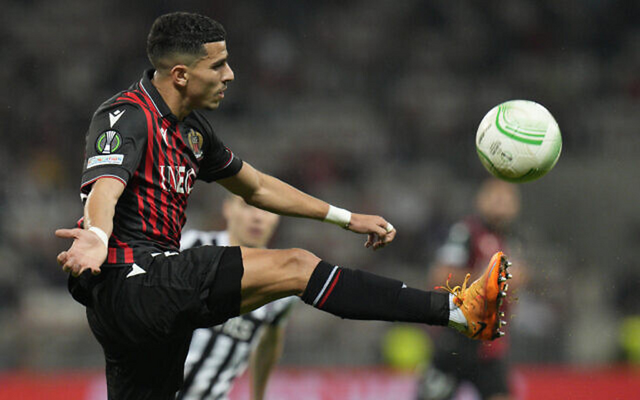 尼斯队在法甲联赛中继续蝉联