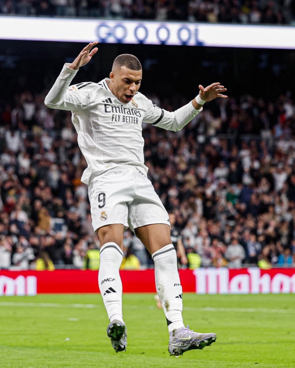 关于本泽马与姆巴佩激战正酣，补时阶段一粒世界波决定胜负！的信息